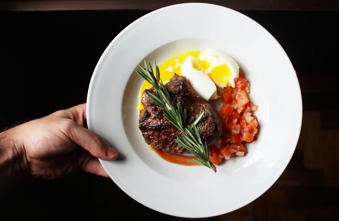 A Keto Meal Plan Provider hired a remote Online Keto Coach
