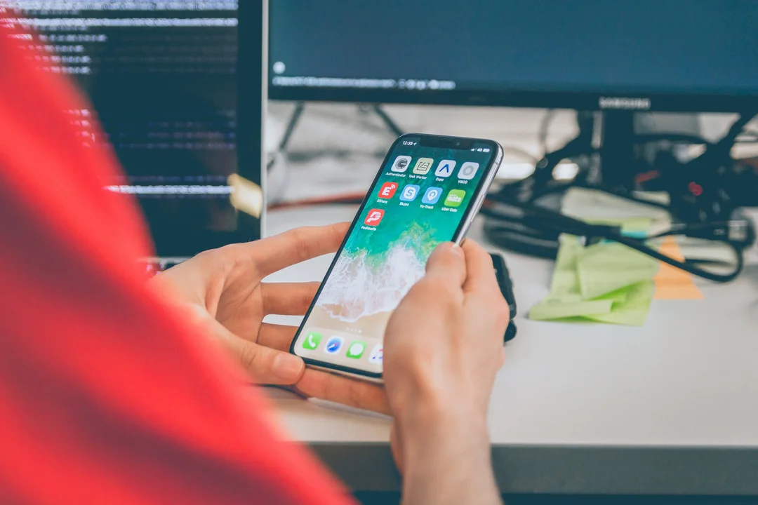 A Mobile App Developer hired a remote Virtual Assistant