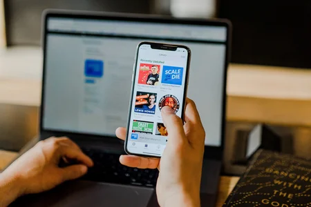 A Real Estate Content Company hired a remote Social Media Manager