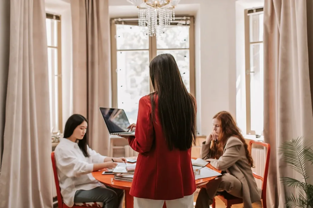 Scale Your Business By Outsourcing Leadership Roles. Here's How.