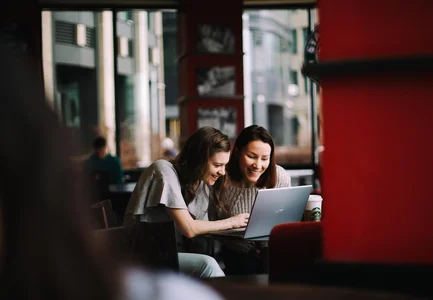 Deciding Between Full-Time and Part-Time Employees: Your Guide to Low-Cost, High-Quality Remote Talent