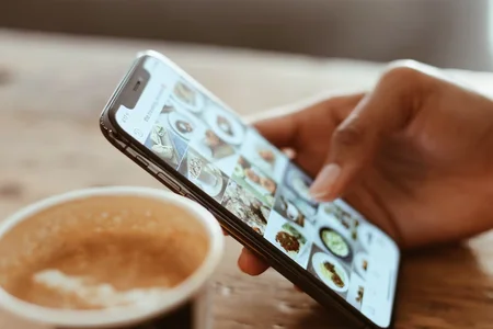 How To Delegate Social Media Management to a Remote Assistant