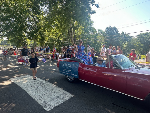 Everkind Dental in the Great Falls 4th of July parade
