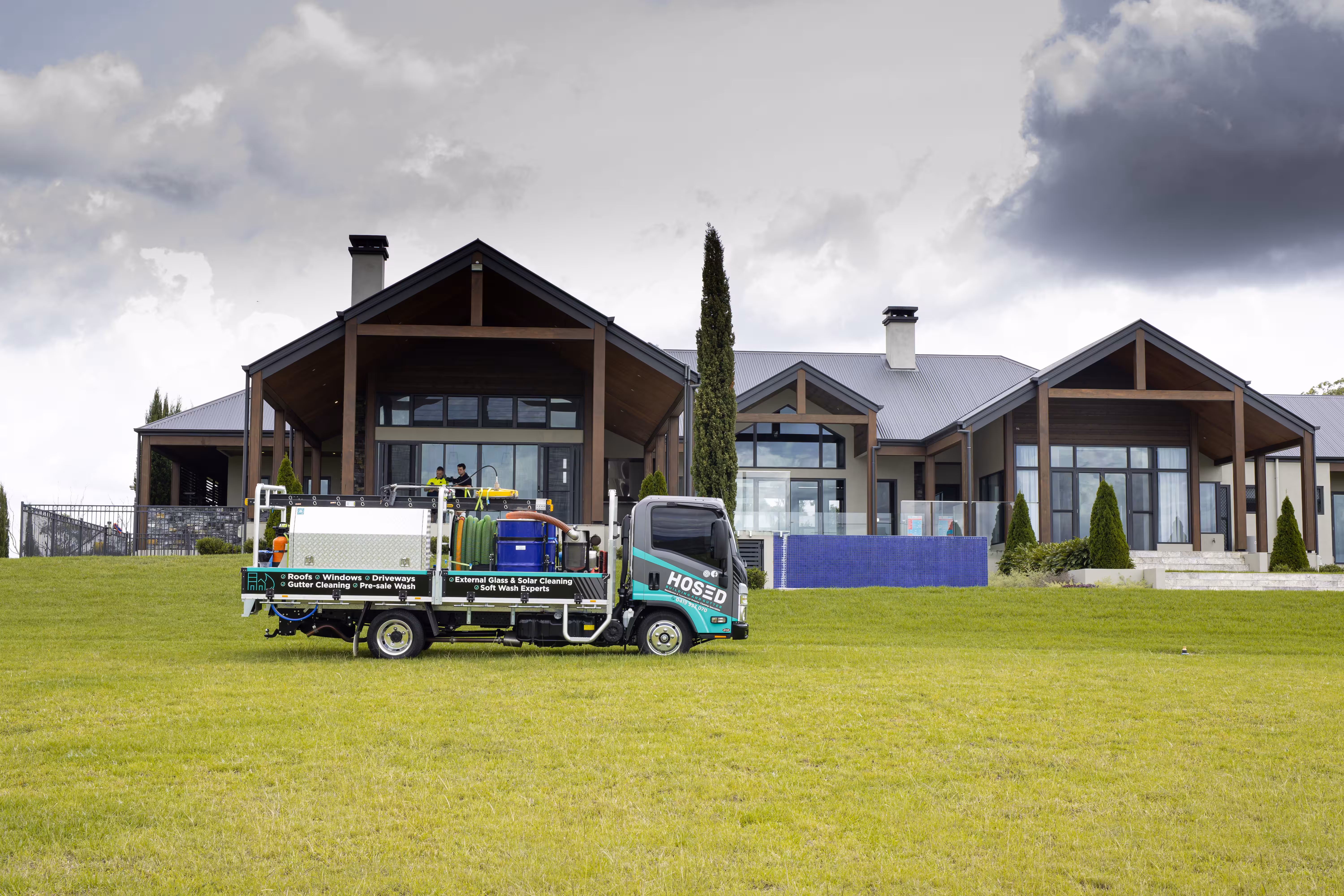 Pre-sale and builder’s clean for newly constructed residential home
