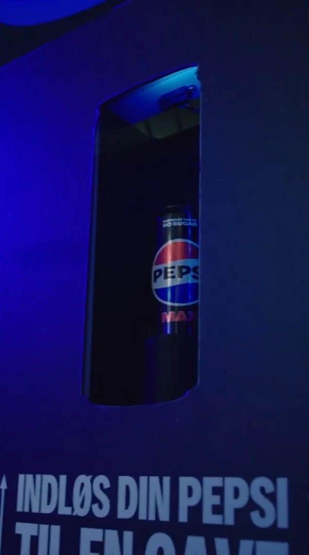 Pepsi Gift Machine
