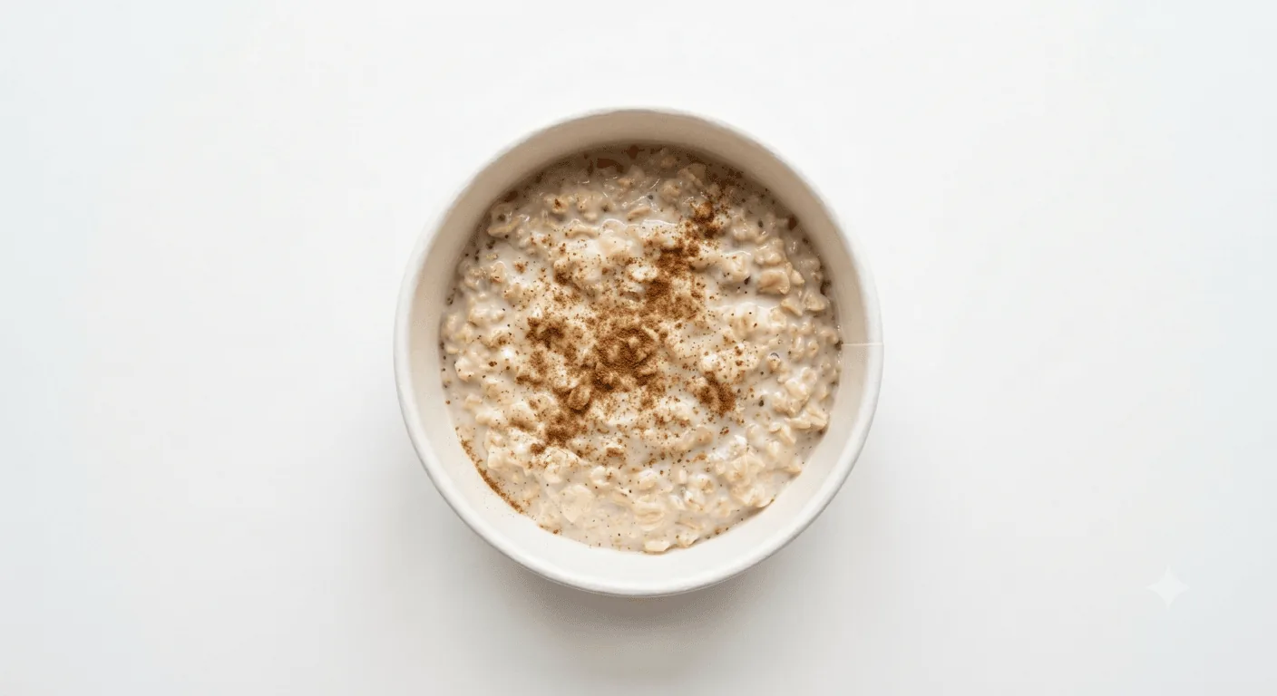 Starbucks Classic Porridge, bowl of porridge with a sprinkle of cinnamon, seen from above, nutrition and calories