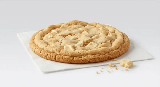 Greggs White Chocolate Cookie, golden cookie with white chocolate chunks, nutrition and calories