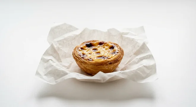 Caffè Nero Pastel De Nata, Portuguese custard tart with caramelised top, nutrition and calories
