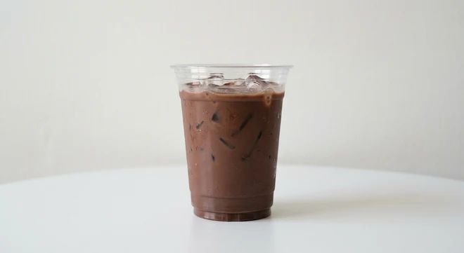 GAIL's Iced Chocolate, iced chocolate over ice in a clear cup, nutrition and calories