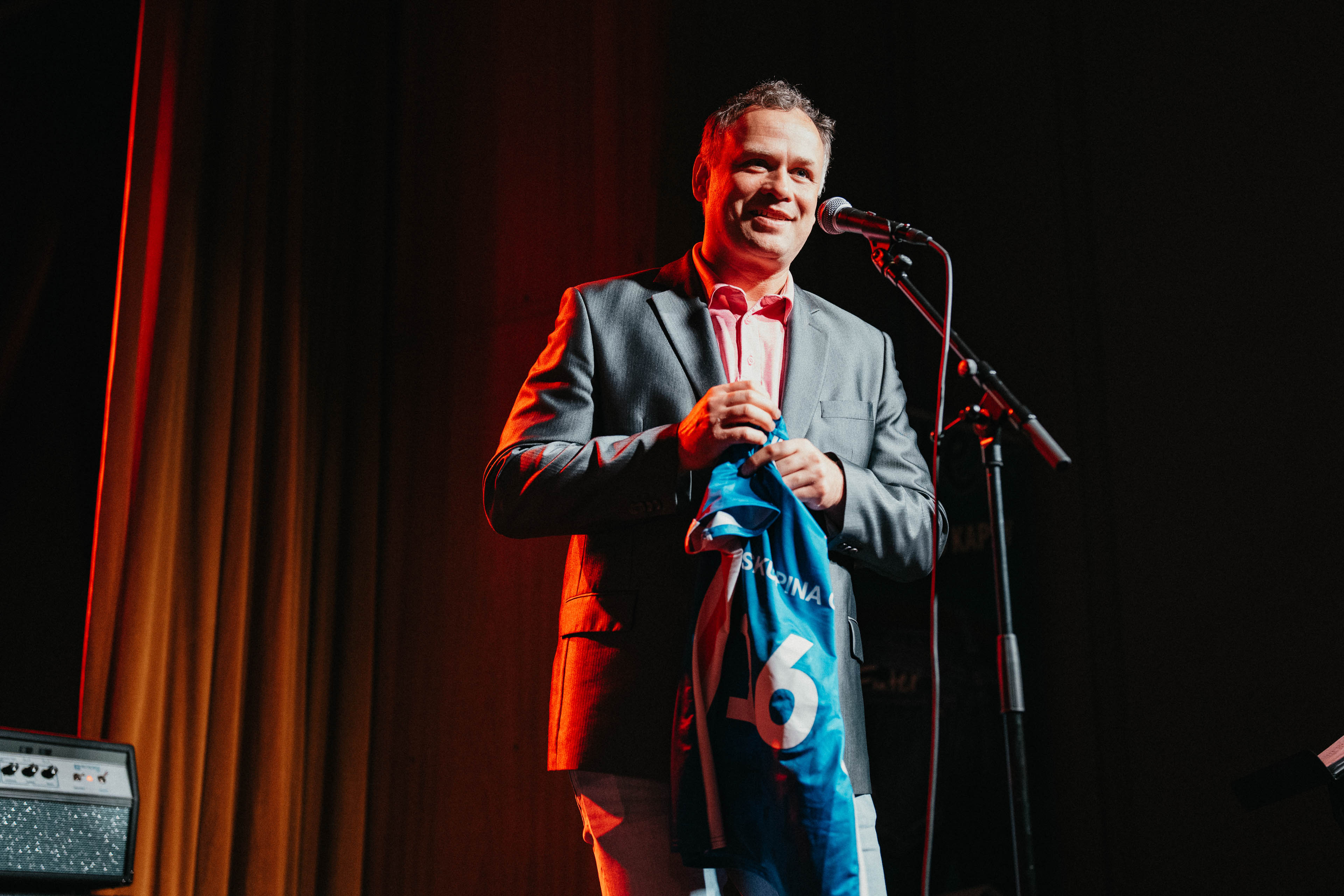 image of live music events (for a craft brewer)