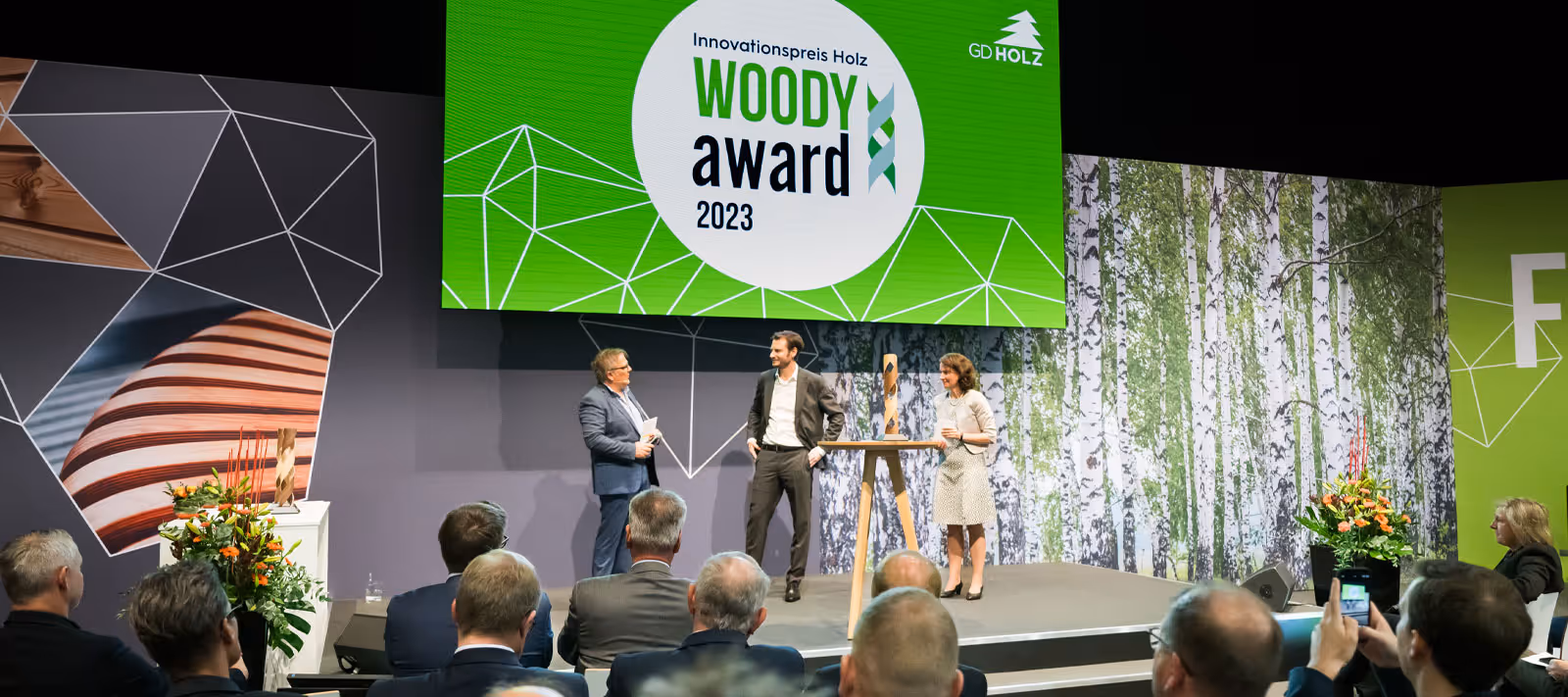 Verleihung des Woody Award 2023 an Hilger Holz für das innovative Projekt Holzhandel 4.0