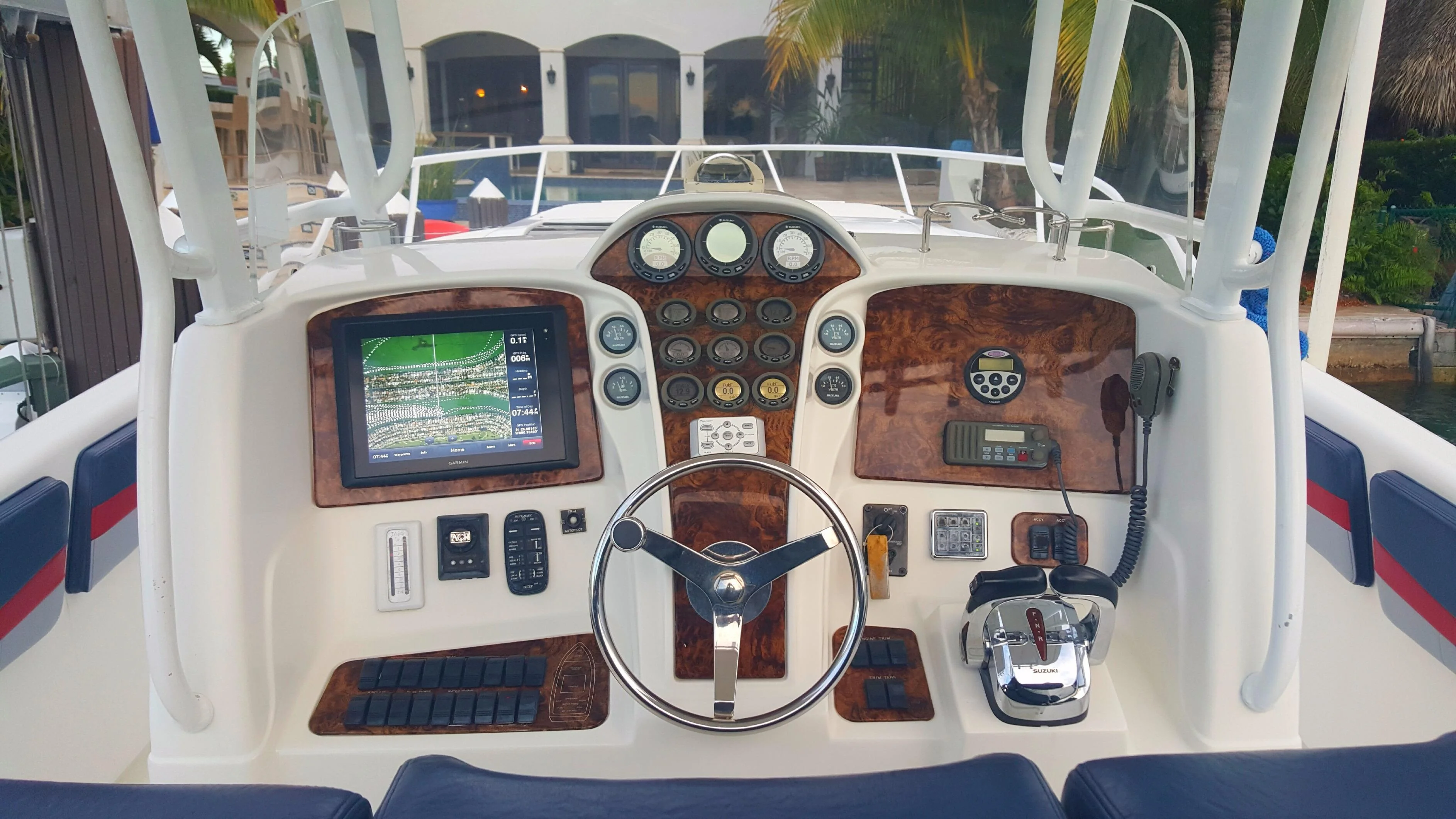 5841467