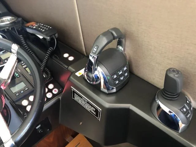 6753329