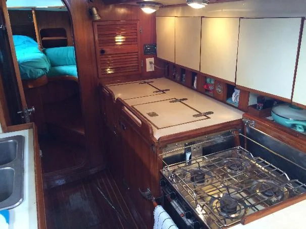 5609039