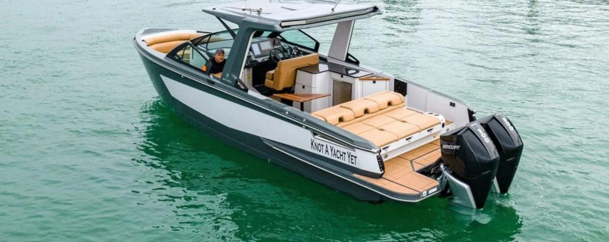 9011542