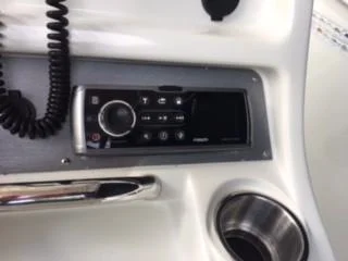 6381572