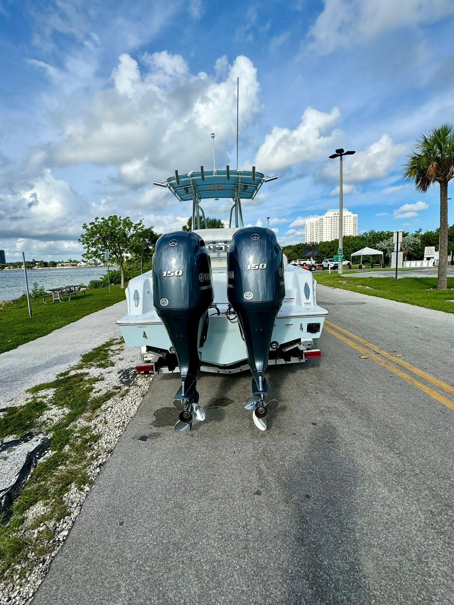 9607961