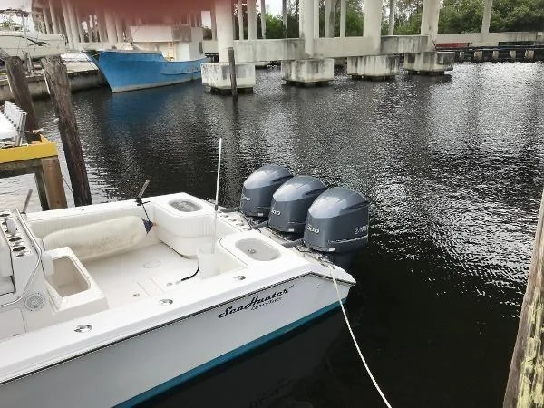 7376438