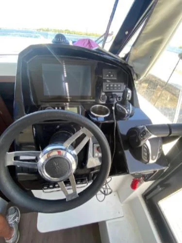8646007