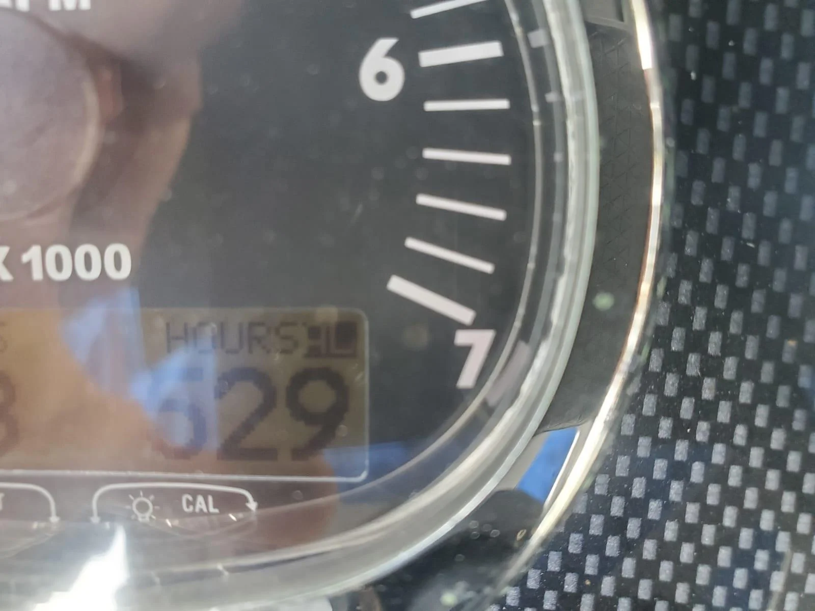 7633513
