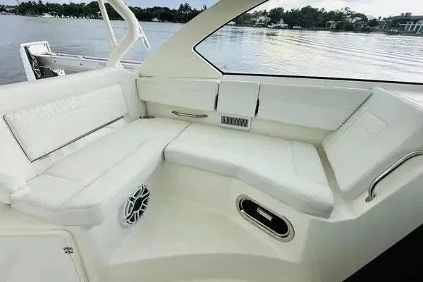 10290281