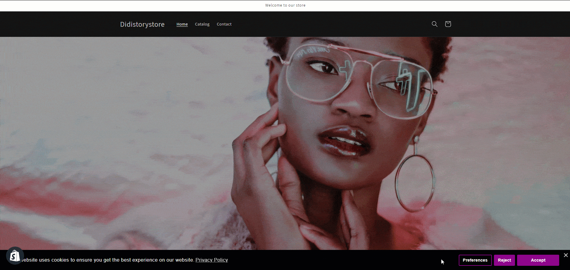 Default Cookie bar in bottom position on the storefront
