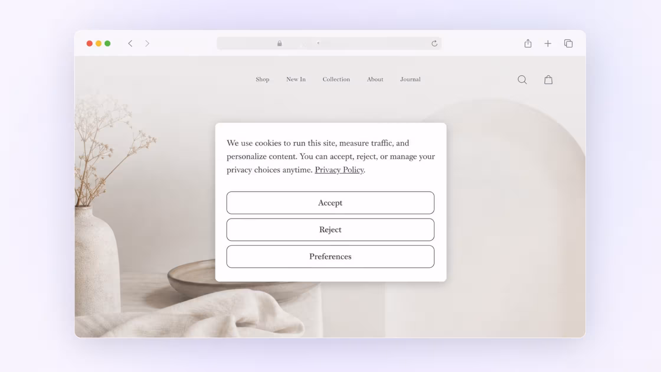 A feature card showing a "Customizable cookie banner," emphasizing that the banner should be easy to set up and styled to match the website’s branding for a seamless user experience.