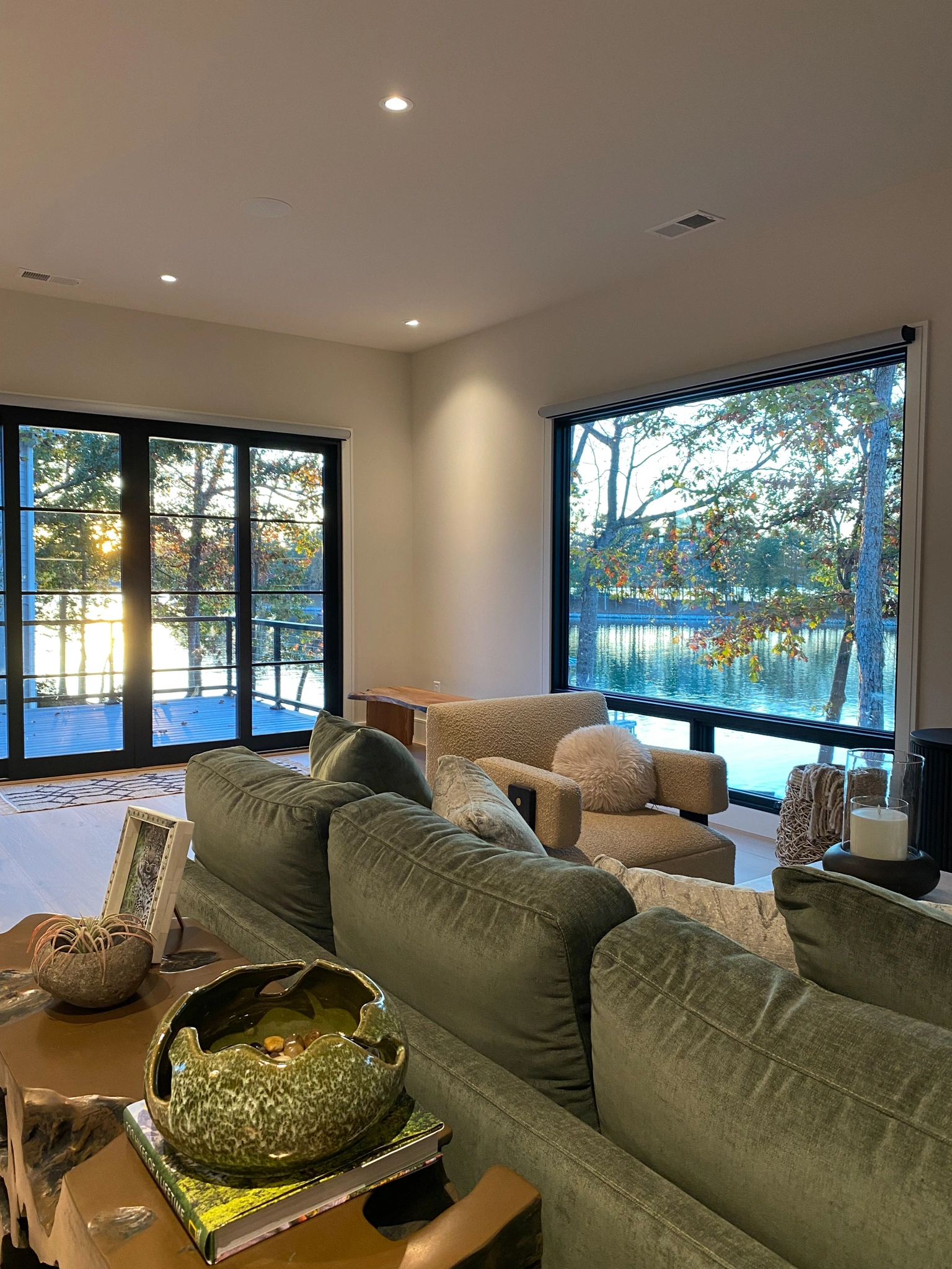 Luxury living room with intelligent lighting and hidden architectural fixtures
