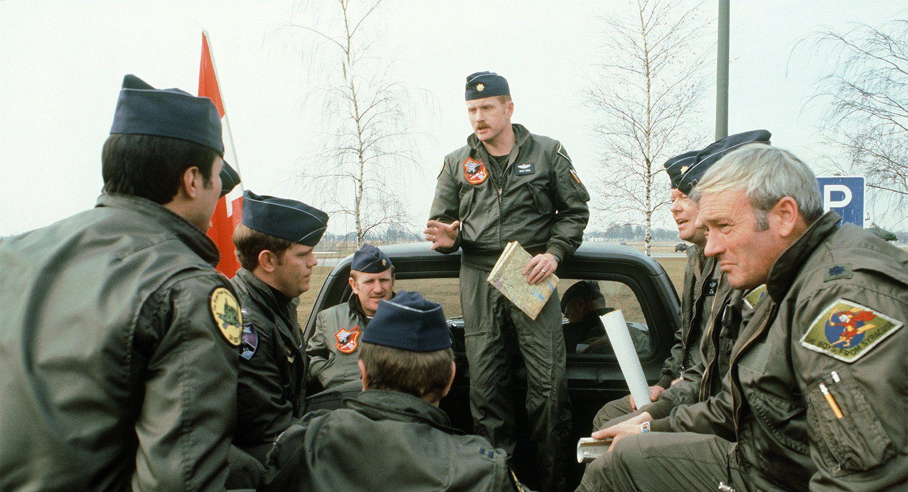 vietnam war pilots in bomber jacket
