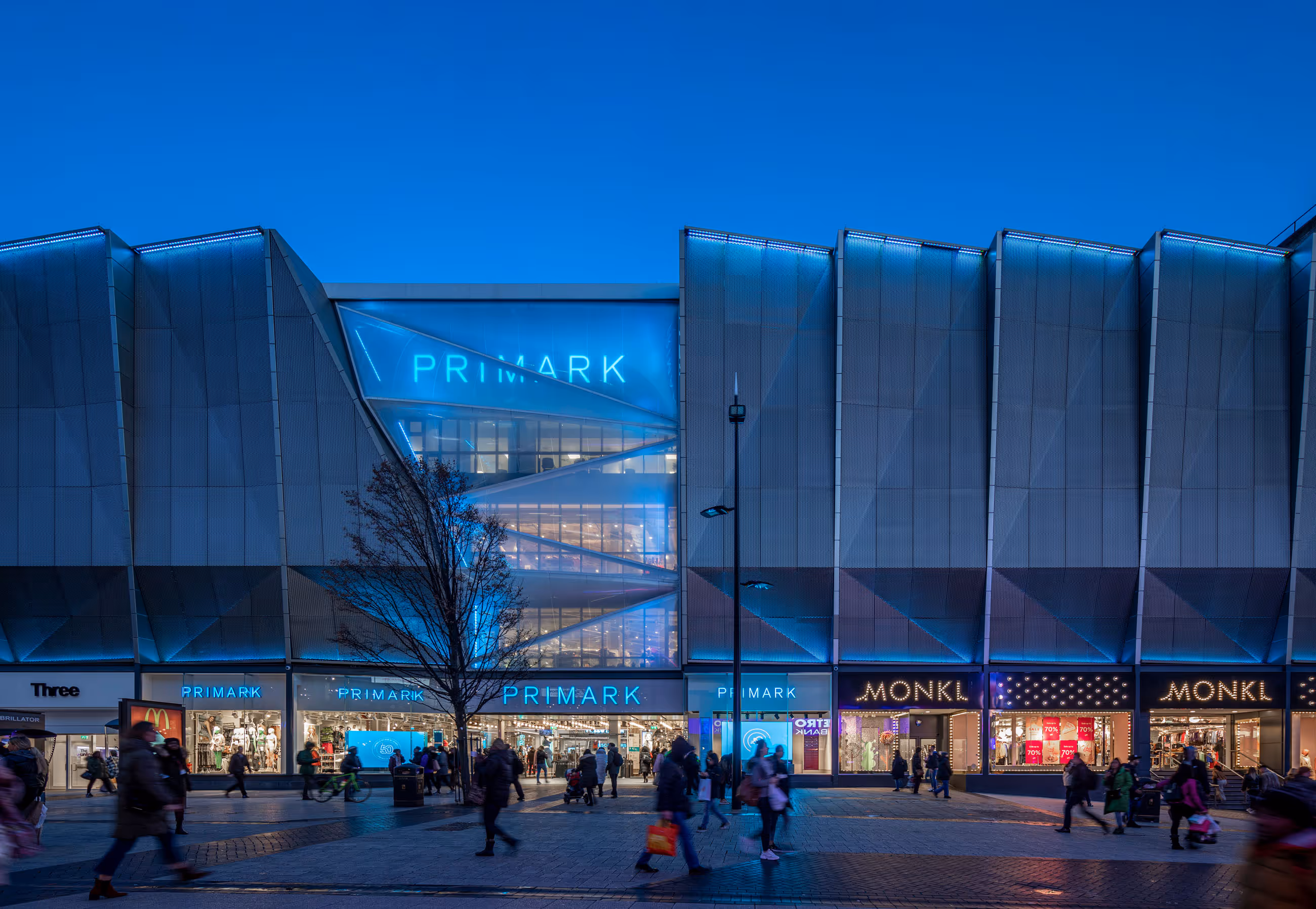 largest fashion retail store in the world