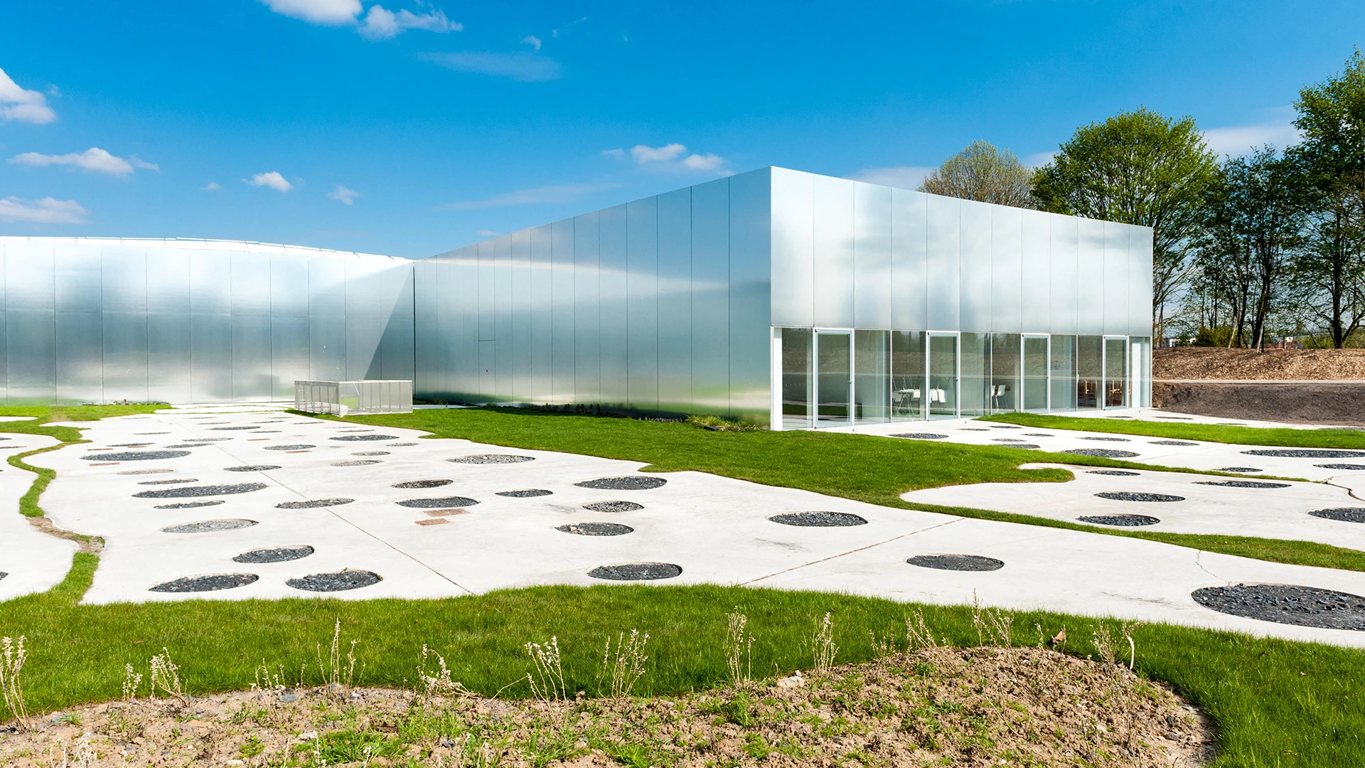 Louvre Lens Museum