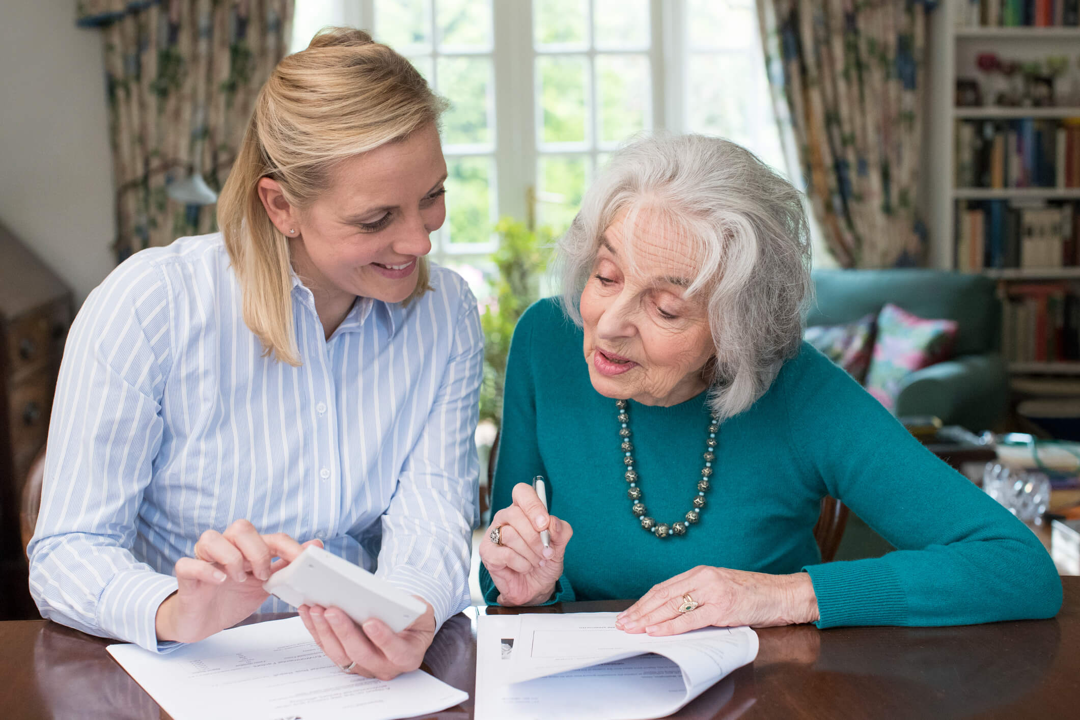 How to minimize your monthly senior living bill