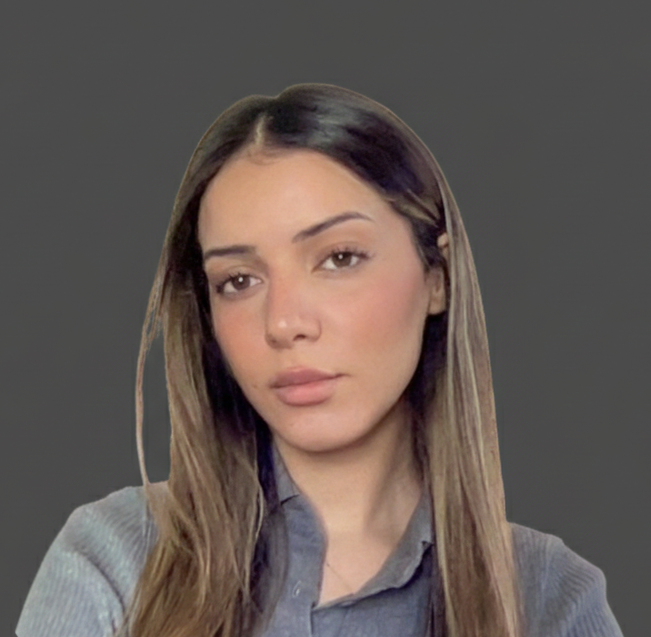 Portrait photo of Loubna riad