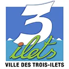 Logo stylisé avec un grand chiffre 3 blanc sur fond bleu et le mot 'ilets' en vert, avec la mention 'VILLE DES TROIS-ILETS' en dessous.