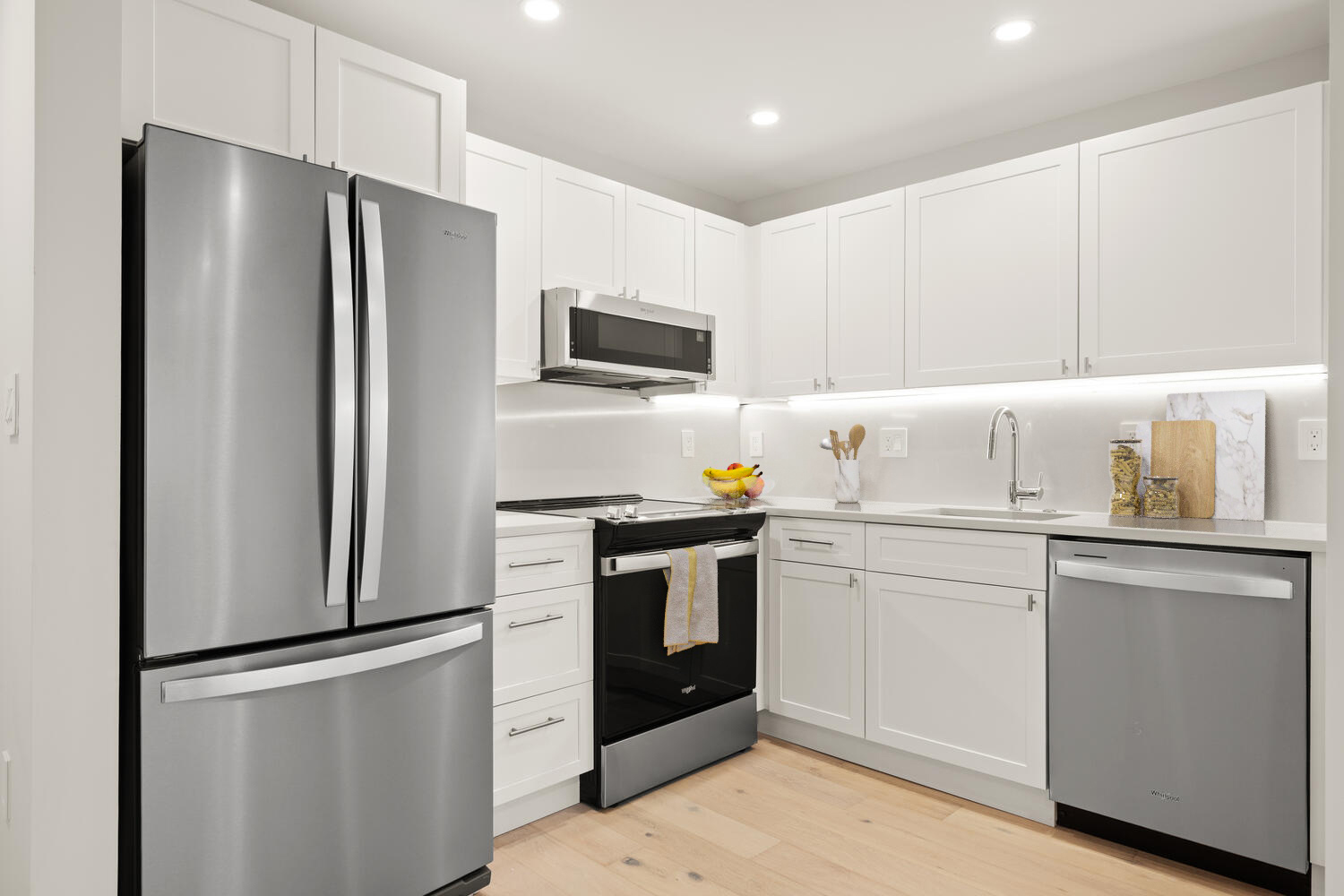 Dorset Square Residences, Dorchester, MA - gallery image 17