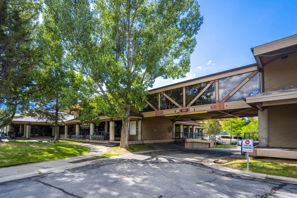 Park Meadows Plaza, Park City, Utah - gallery image 1