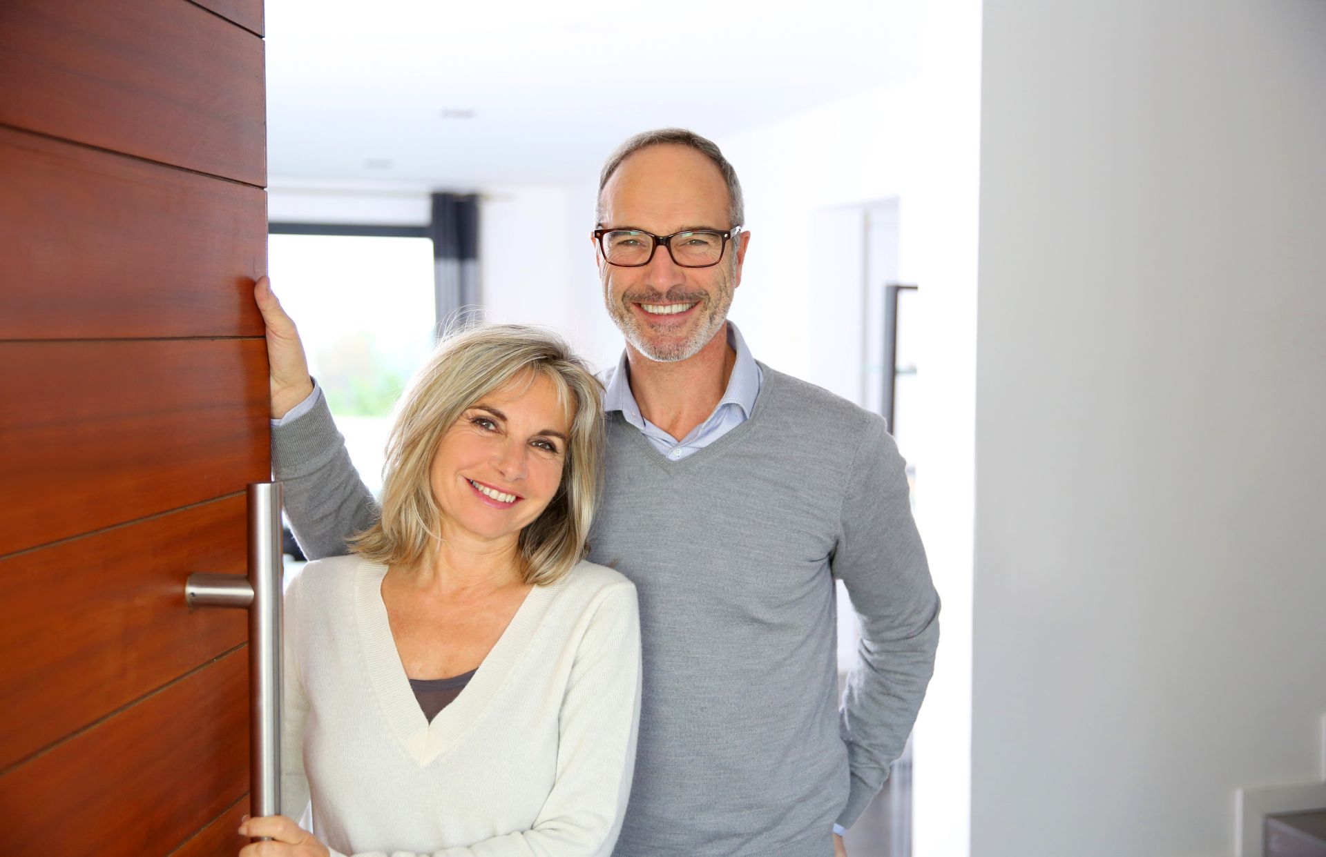 Suburban home in Sachse TX with landscaped yard