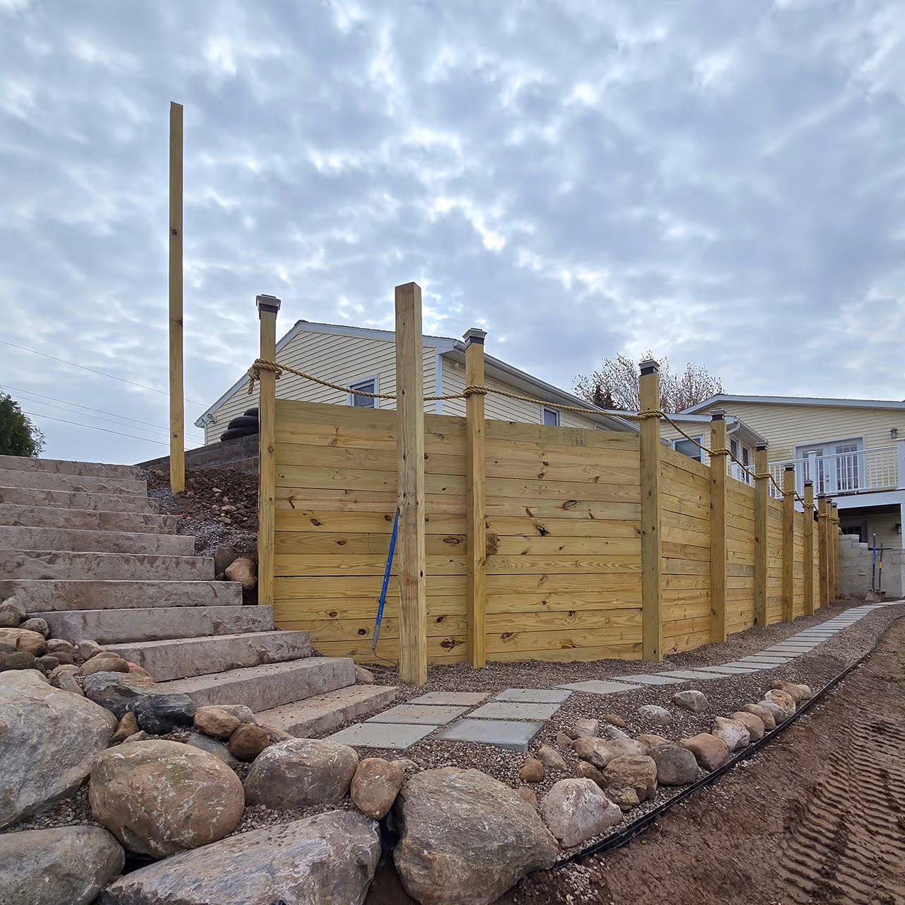 stone walkway installation for residential home landscaping