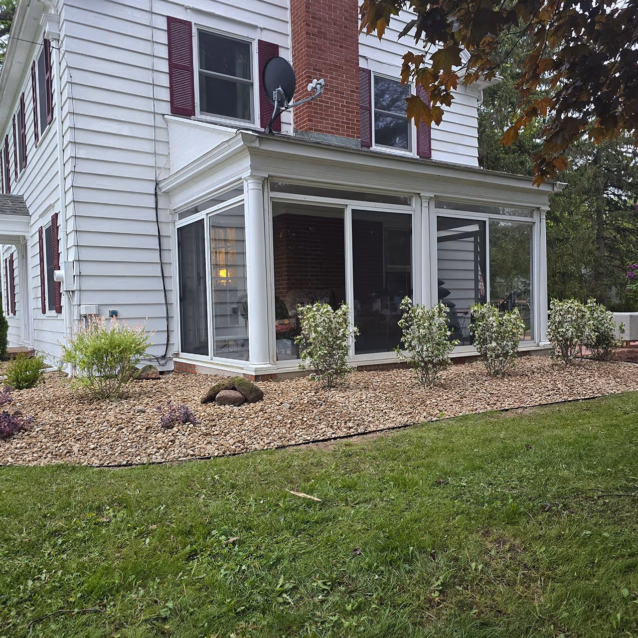 residential landscape maintenance and cleanup services