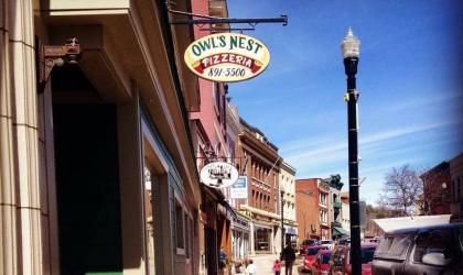 Owl's Nest Pizza Eatery