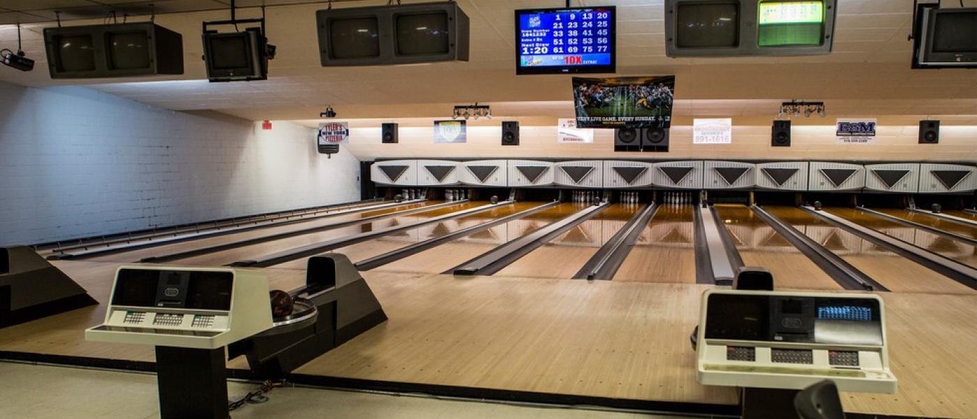 Lakeview Lanes & Foul Line Sports Bar