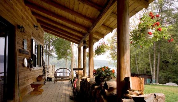 Kiwassa Lake Bed & Breakfast and Cochran's Cabins
