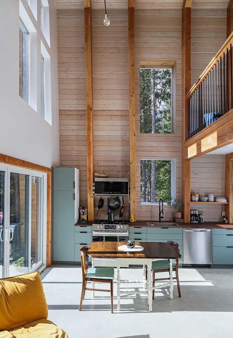 Facet Custom Builders - award display and recognition high end renovations
