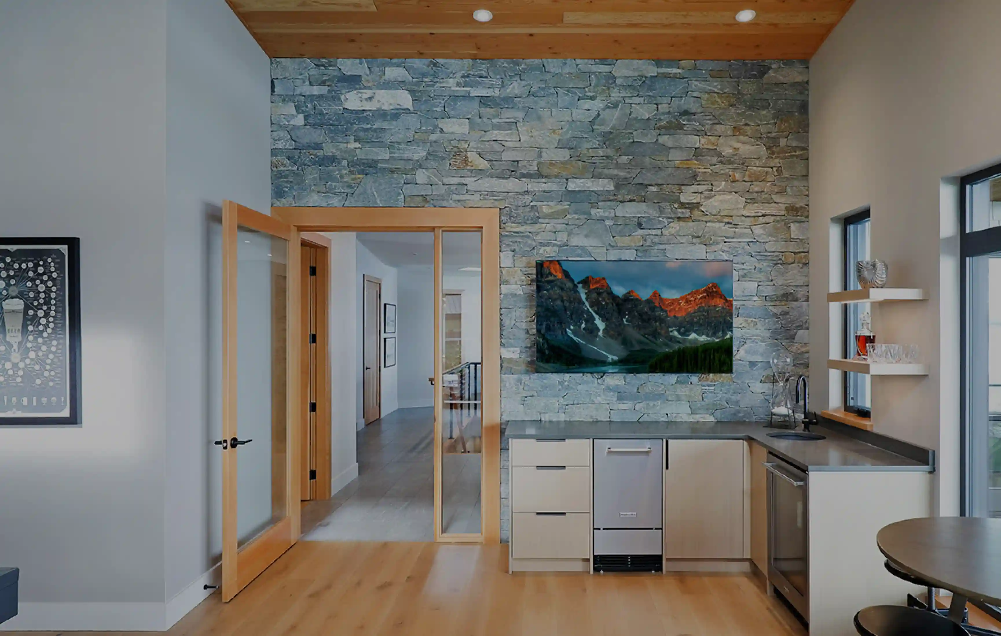 Facet Custom Builders - award winning craftsmanship detail custom coastal builds