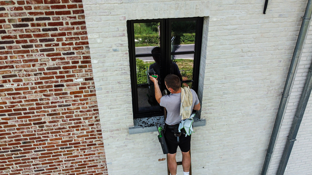Reinigingswerken bij residentiële woning in Zoersel