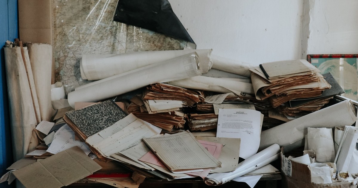 mixed_archive_pile_11952176_v3_card.jpg