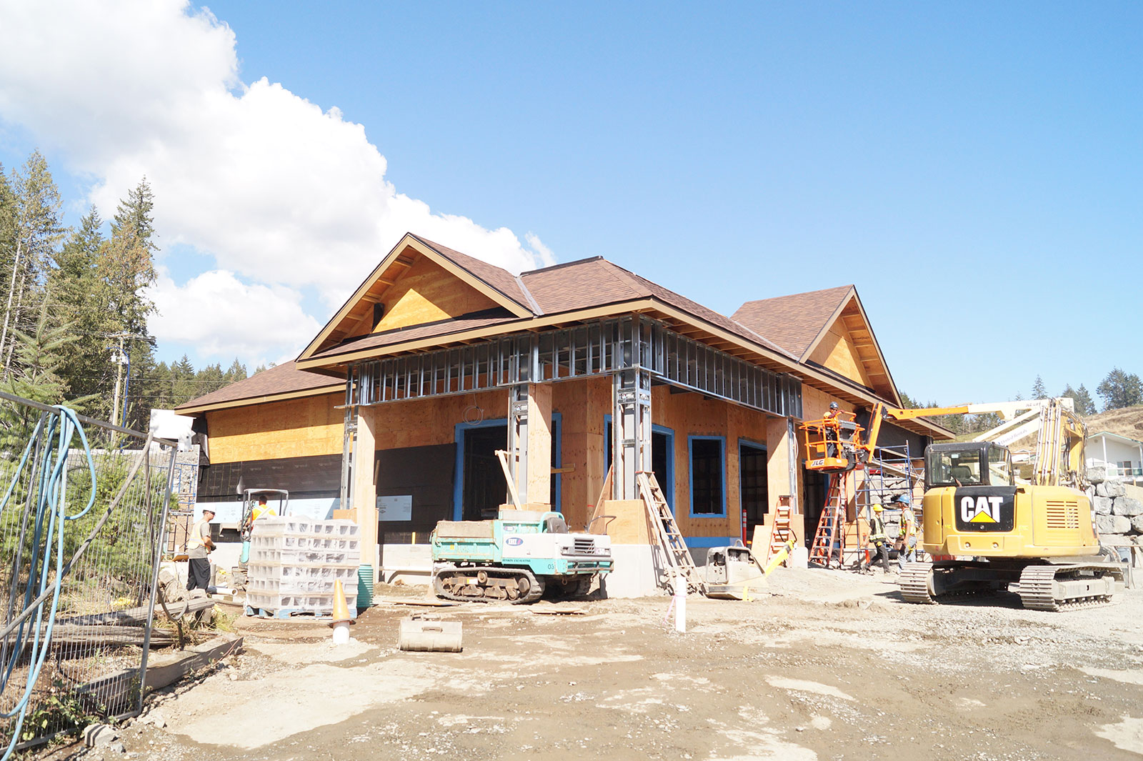 wood-frame and steel-frame hybrid, structural components design