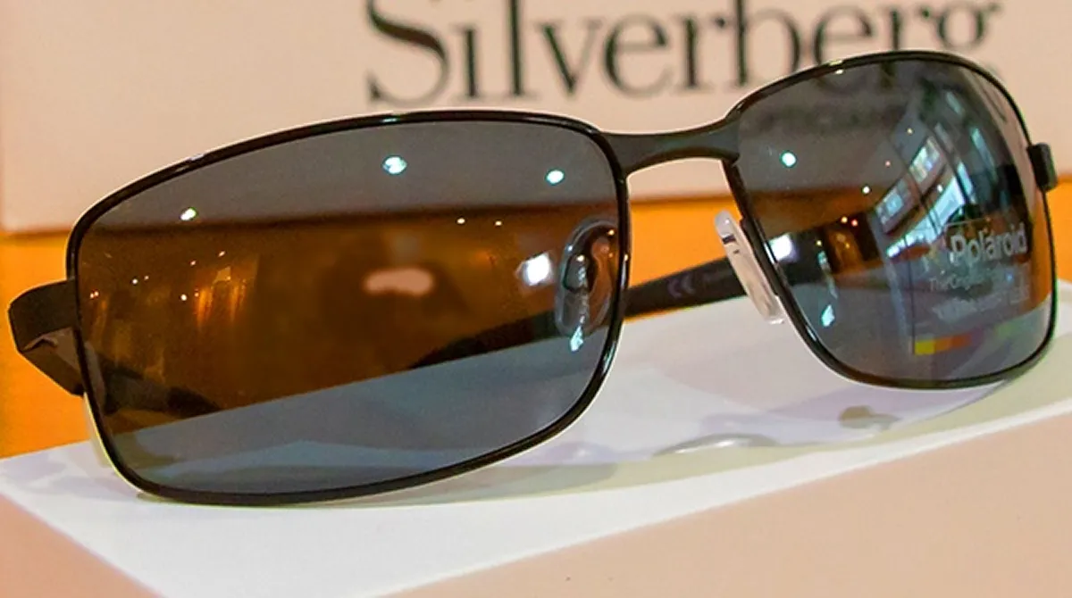 Polarised sunglasses