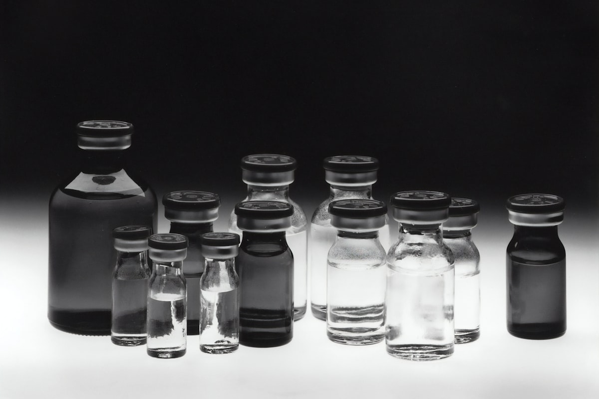 Medical vials for peptide therapy treatment - peptide therapy guide featured image