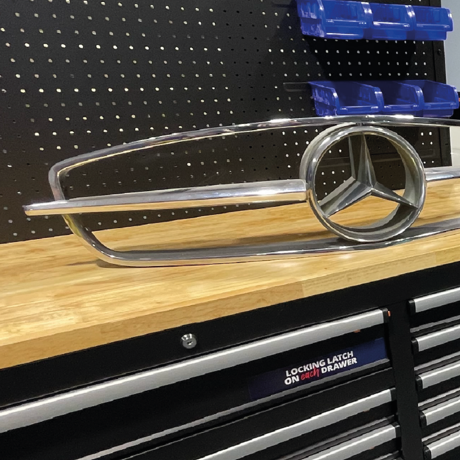 image of truck maintenance